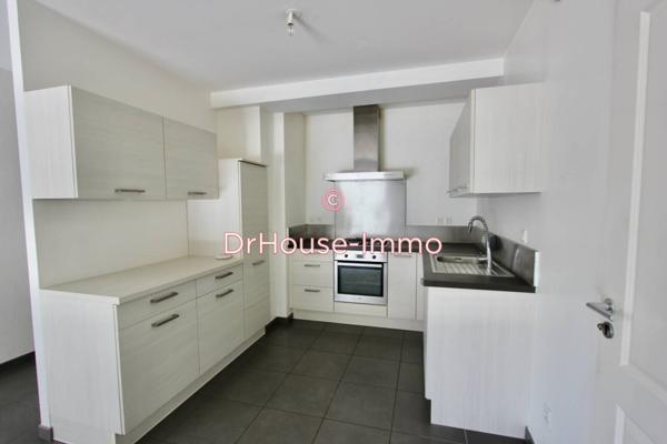 Appartement à louer 3 pièces de 73 m²