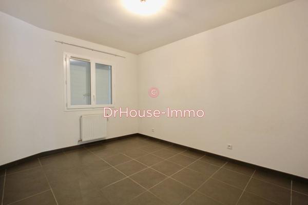 Appartement à louer 3 pièces de 73 m²