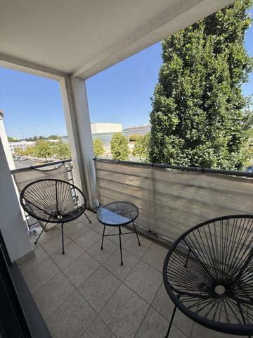 / Location Appartement 2 Pièces 46 m²