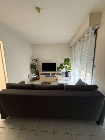 / Location Appartement 2 Pièces 46 m²