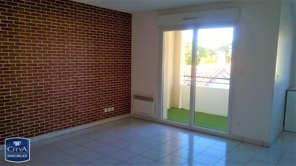 Appartement à louer 2 pièces 47.72m² Montbartier (82700)