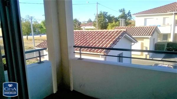 Appartement à louer 2 pièces 47.72m² Montbartier (82700)