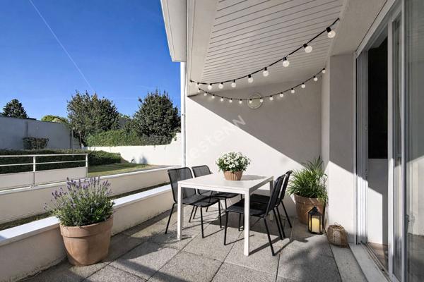 NANTES JONELIERE / FACULTÉS : Charmant appartement T2 avec terrasse sud + garage fermé, résidence de 2010 ravalée en 2023, Rare sur le marché !