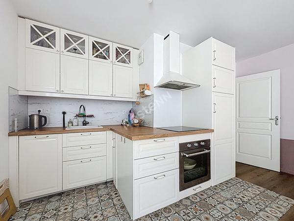 NANTES JONELIERE / FACULTÉS : Charmant appartement T2 avec terrasse sud + garage fermé, résidence de 2010 ravalée en 2023, Rare sur le marché !