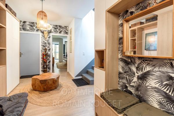 LOFT 160m2 Nanterre Centre -12mn GARE