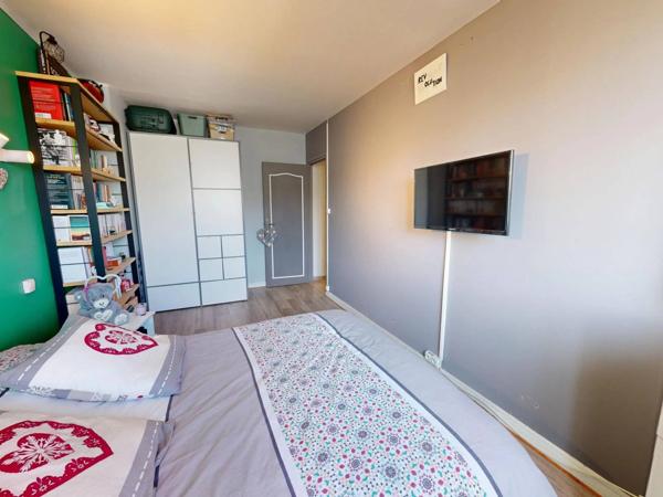 Appartement de Type 4 avec balcon et Garage, Ascenseur