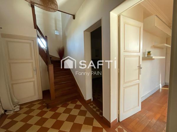 Charme et potentiel - 3 chambres - garage