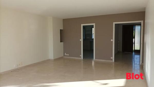 Maison 6 pièce(s)