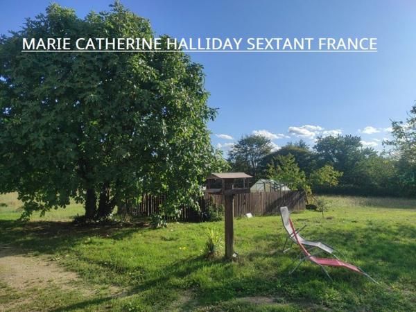 FERME RESTAUREE AVEC GOUT COMPRENANT 2 GITES SUR 6700 M2 DE TERRAIN 15 MN DE PERIGUEUX