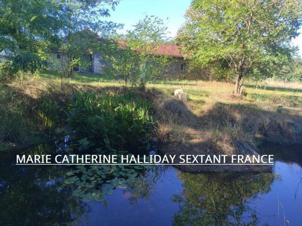 FERME RESTAUREE AVEC GOUT COMPRENANT 2 GITES SUR 6700 M2 DE TERRAIN 15 MN DE PERIGUEUX