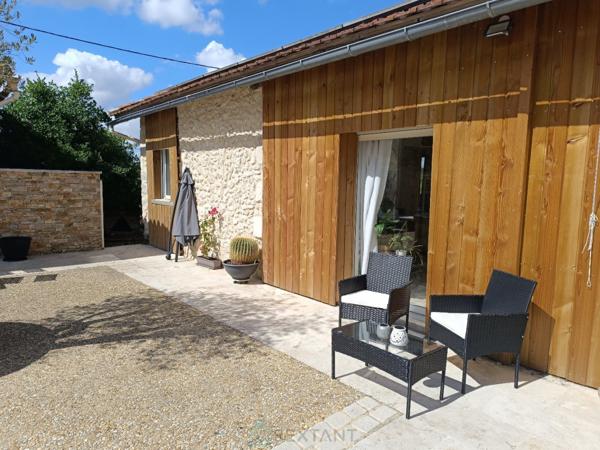 FERME RESTAUREE AVEC GOUT COMPRENANT 2 GITES SUR 6700 M2 DE TERRAIN 15 MN DE PERIGUEUX