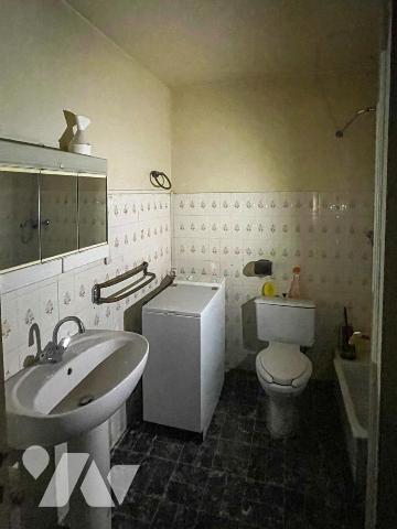 2346 - STUDIO A DEUX PAS DU PORT 