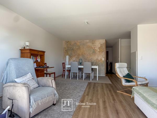 Appartement 3 pièce(s) 1 chambre(s) 64 m²