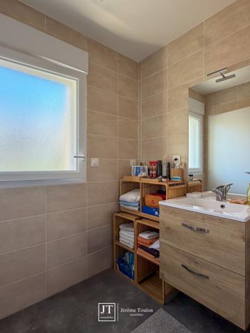 Appartement 3 pièce(s) 1 chambre(s) 64 m²
