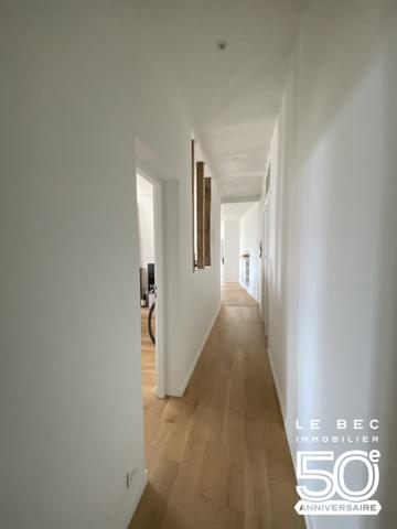 Vaste APPARTEMENT de CARACTERE Vue sur l’intra-muros de VANNES