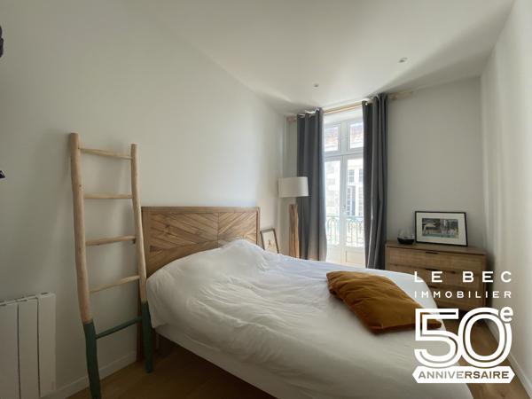 Vaste APPARTEMENT de CARACTERE Vue sur l’intra-muros de VANNES