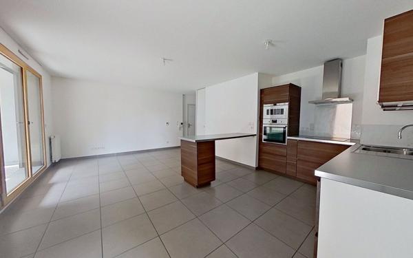 Appartement à vendre    3 pièces • 63 m2 Lyon 8