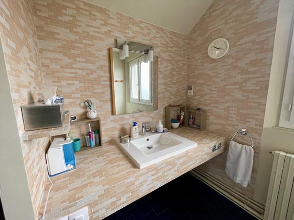 Étampes (91150) Maison 4 chambres, sous-sol total, 634 m² terrain