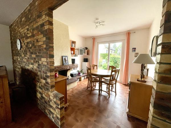 Étampes (91150) Maison 4 chambres, sous-sol total, 634 m² terrain