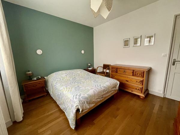 Étampes (91150) Maison 4 chambres, sous-sol total, 634 m² terrain