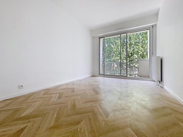 Centre ville, 68m² rénové, vue nature, 3 larges balcons