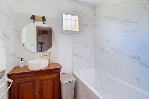 A VENDRE EN EXCLUSIVITE ! Appartement 4 pièces de 84 m² à Draguignan avec JARDIN
