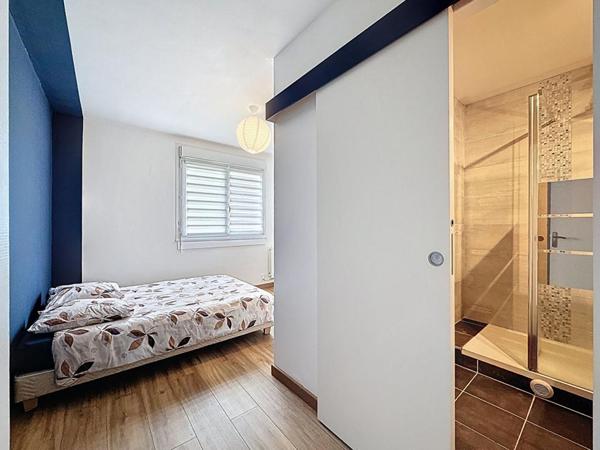 Appartement T2 de 38 m2, vendu entièrement meublé. Vannes Albert 1er Kercado