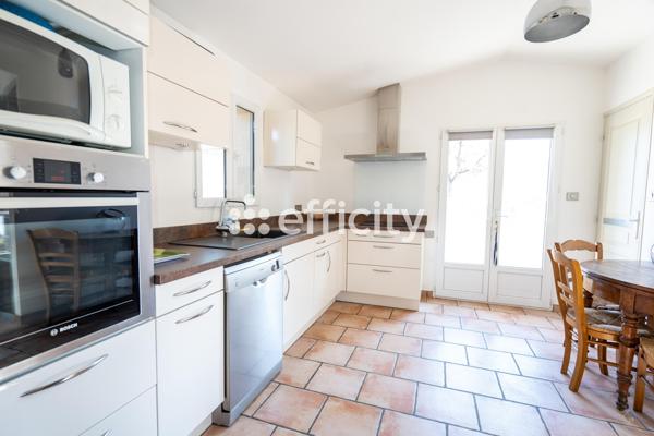 Maison 6 pièces - 190 m² Exclusivité efficity