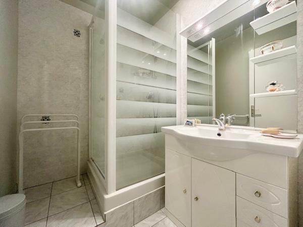 Montlhéry (91310) MONTLHERY CENTRE-VILLE - APPARTEMENT DE TYPE F4 - 87 M2 - BALCONS ET BOX