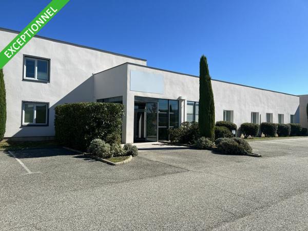 Bâtiment de bureaux et entrepôt à vendre à Valence parking sécurisé