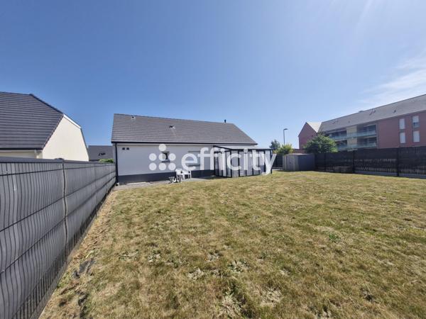 Maison
         3 pièces
        - 66 m² 252 000 € *