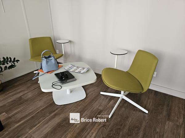 Location bureaux lumineux avec parking au cœur de Lyon 6ème