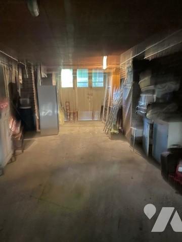 CHAUNY  maison sur rez-de-chaussée surélevé