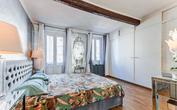 Appartement à vendre    3 pièces • 70 m2 Nice