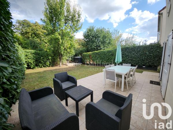 Maison à vendre 6 pièces 107 m² Moissy-Cramayel
