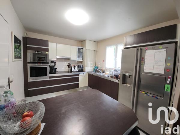Maison à vendre 6 pièces 107 m² Moissy-Cramayel