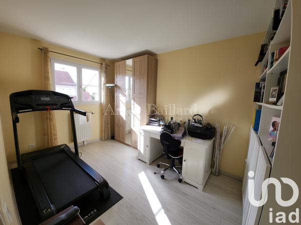 Maison à vendre 6 pièces 107 m² Moissy-Cramayel