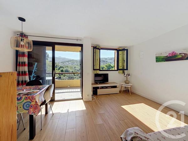 Appartement T2 à vendre  2 pièces - 33 m 2   PORTICCIO  - 201
