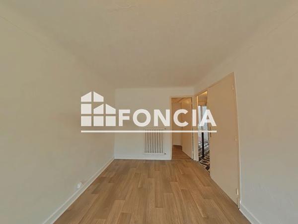 Location Appartement 2 pièces 33.63 m² - 29 Avenue Henri Isnard Vence 06140