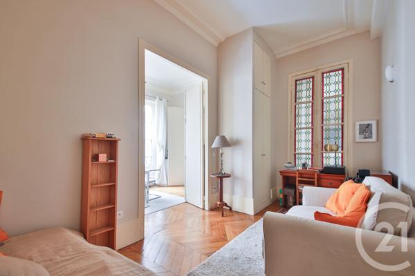 Appartement F4 à vendre  4 pièces - 87,95 m2 PARIS - 75008