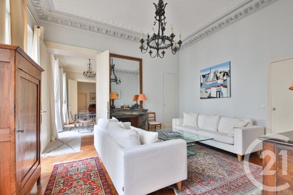 Appartement F4 à vendre  4 pièces - 87,95 m2 PARIS - 75008