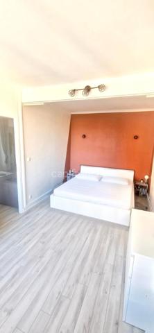 *Quartier Saint-Vincent* Appartement T2/3, à 400m de la plage, à faibles charges