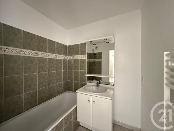Appartement à vendre  3 pièces - 58,65 m2 BUSSY ST GEORGES - 77