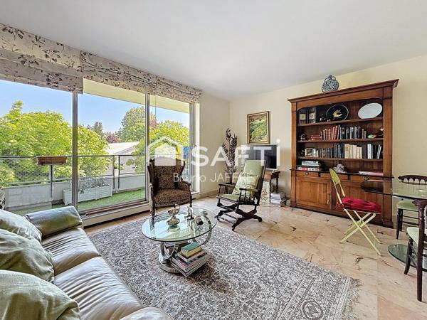 Rueil Malmaison (92500)  Appartement 93m² + 2 terrasses et 2 parkings