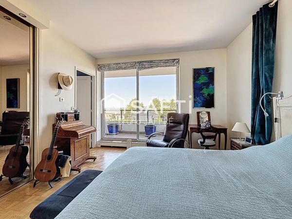 Rueil Malmaison (92500)  Appartement 93m² + 2 terrasses et 2 parkings