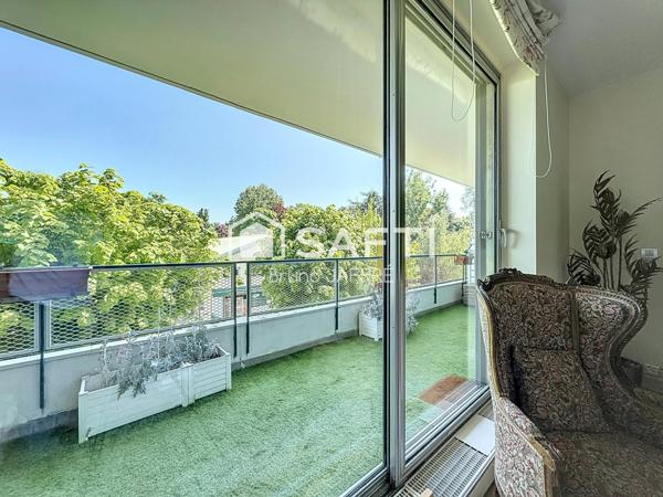 Rueil Malmaison (92500)  Appartement 93m² + 2 terrasses et 2 parkings