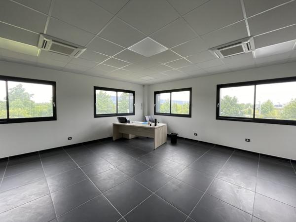 Bureaux à louer à LE VIEIL EVREUX 27930