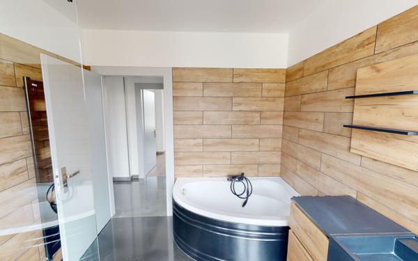 Appartement à louer    4 pièces • 116,60 m2 Verny