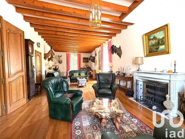 Maison à vendre 14 pièces 440 m² Sainte-Montaine