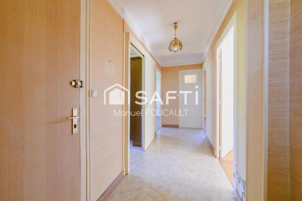 Chenove quartier Ferry/Bazin, maison de 158 m2 composée de 3 appartements le tout sur son terrain clos de 625 m2